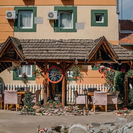 Gros Hotel - Leskovac Leskovac  Dış mekan fotoğraf