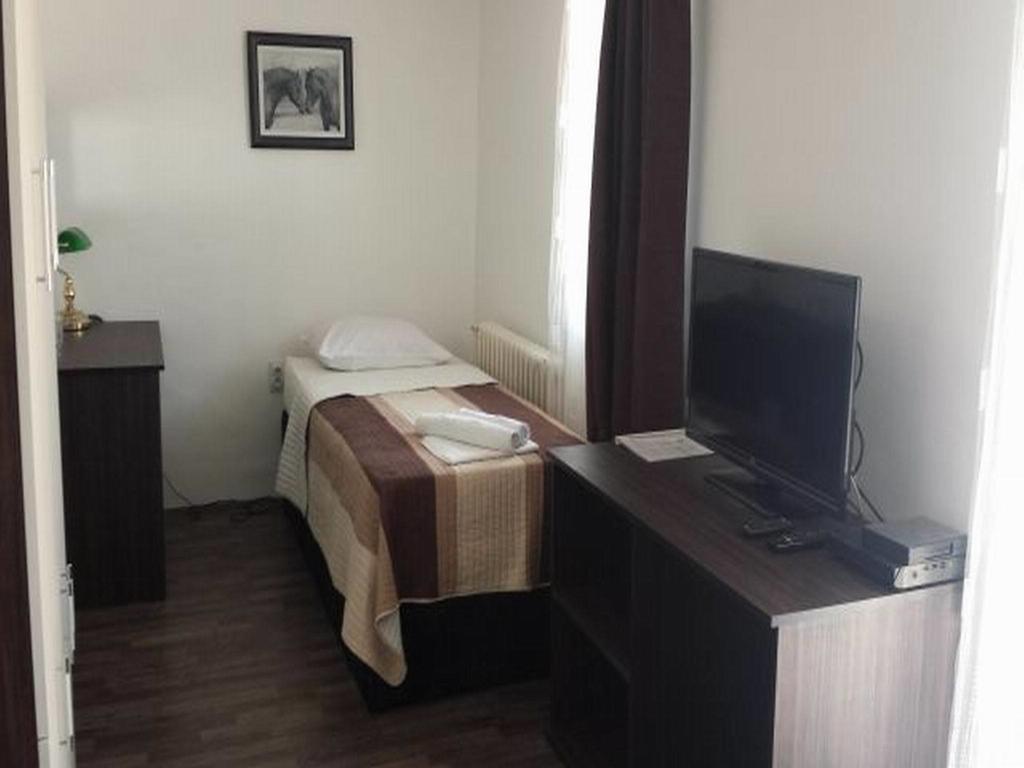Gros Hotel - Leskovac Leskovac  Dış mekan fotoğraf