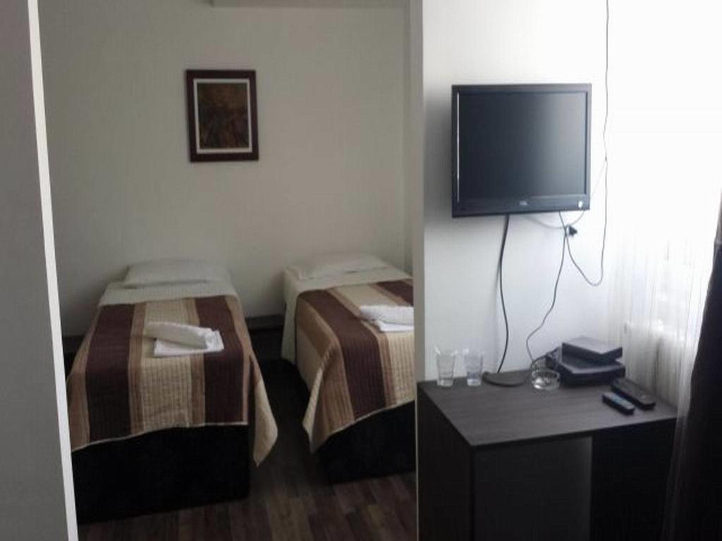 Gros Hotel - Leskovac Leskovac  Dış mekan fotoğraf