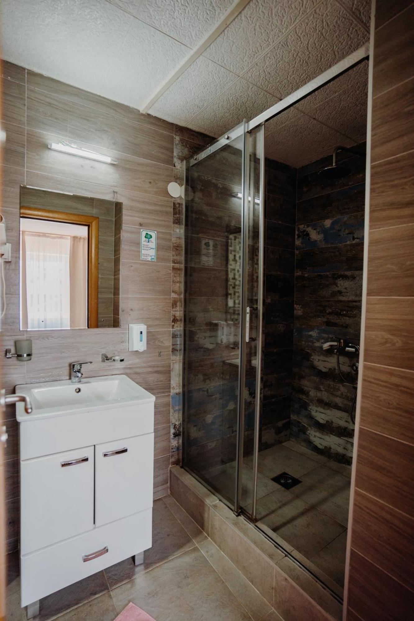 Gros Hotel - Leskovac Leskovac  Dış mekan fotoğraf
