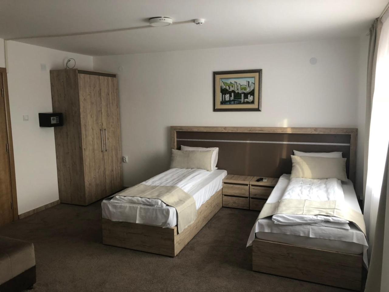 Gros Hotel - Leskovac Leskovac  Dış mekan fotoğraf
