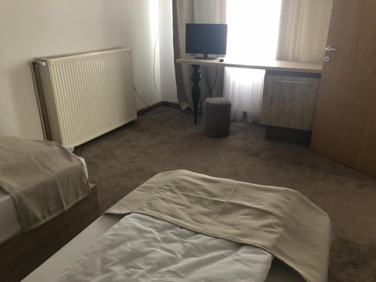 Gros Hotel - Leskovac Leskovac  Dış mekan fotoğraf